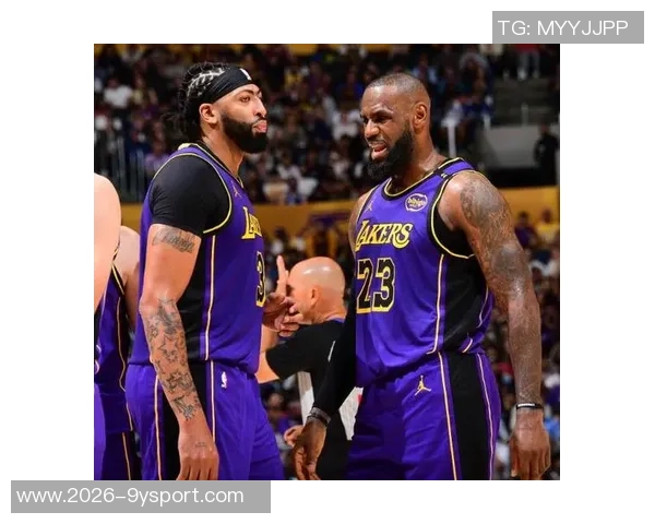 詹姆斯下场休息期间湖人净胜16分他的正负值为何却是14