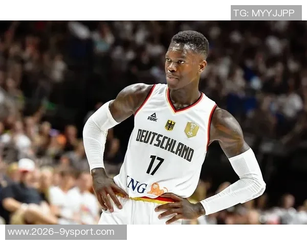 特纳状态低迷12投仅中3三分球表现惨淡仅得14分7篮板2助攻