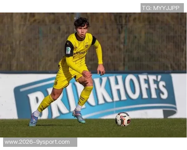 德天空报道多特蒙德报价未果克鲁塞罗拒绝17岁后卫普拉特斯转会请求