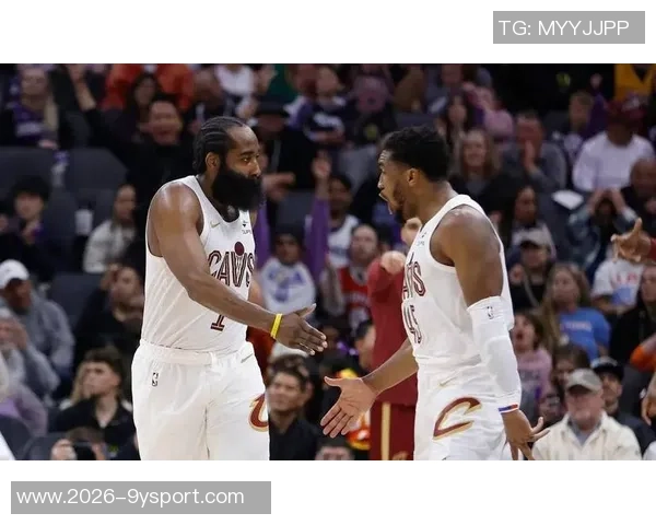 哈登与小卡同场各砍30分称赞彼此为联盟历史顶尖天才球员 哈登与小卡同场各砍30分称赞彼此为联盟历史顶尖天才球员