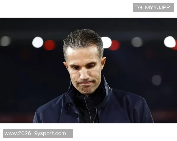 范佩西之子替补出场梅开二度却遭绝杀球队遗憾3-4落败 范佩西之子替补出场梅开二度却遭绝杀球队遗憾3-4落败